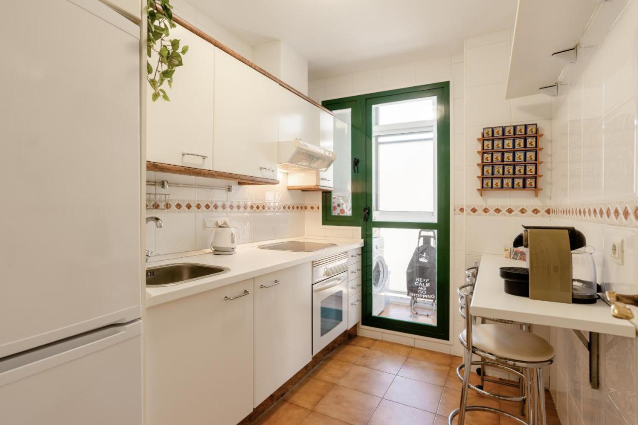 Apartamento Residencial Bajondillo ตอร์เรโมลิโนส ภายนอก รูปภาพ
