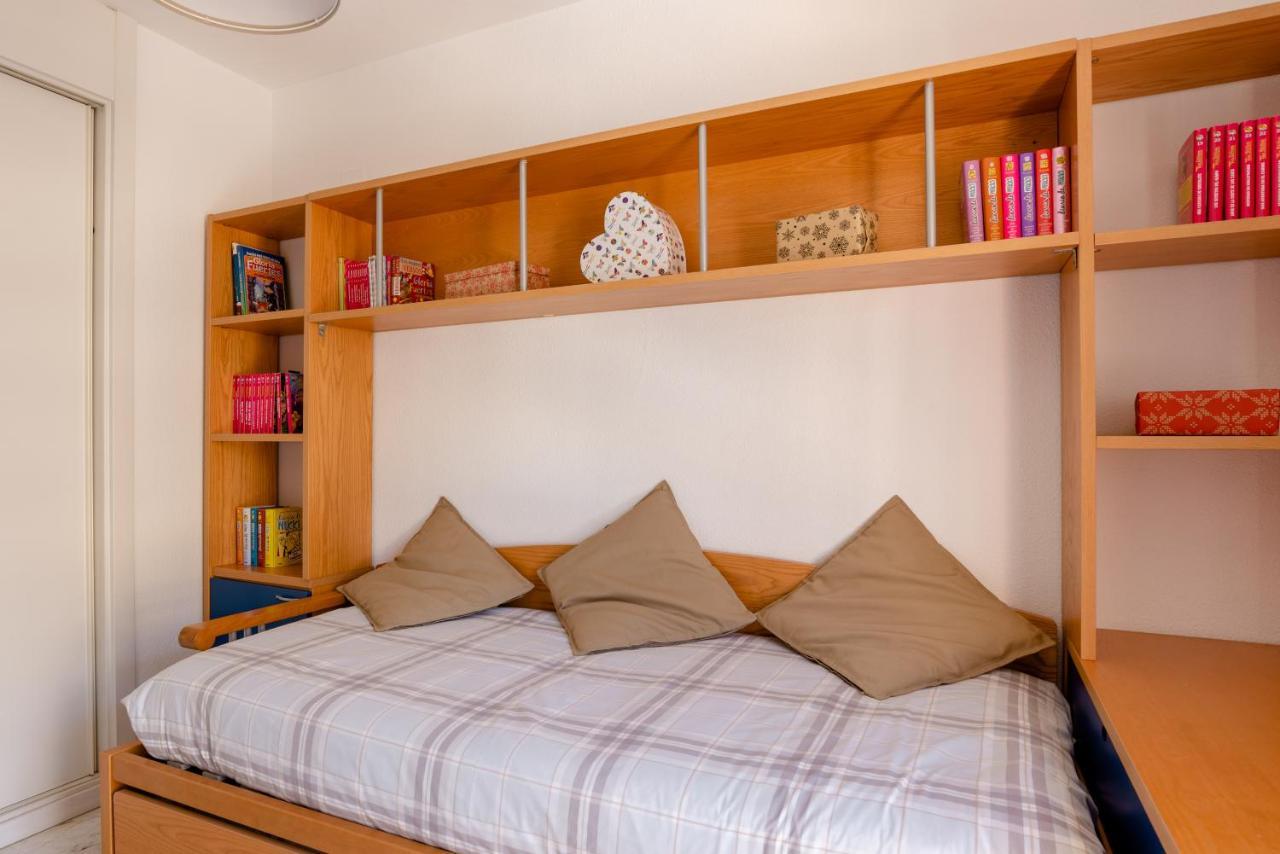 Apartamento Residencial Bajondillo ตอร์เรโมลิโนส ภายนอก รูปภาพ